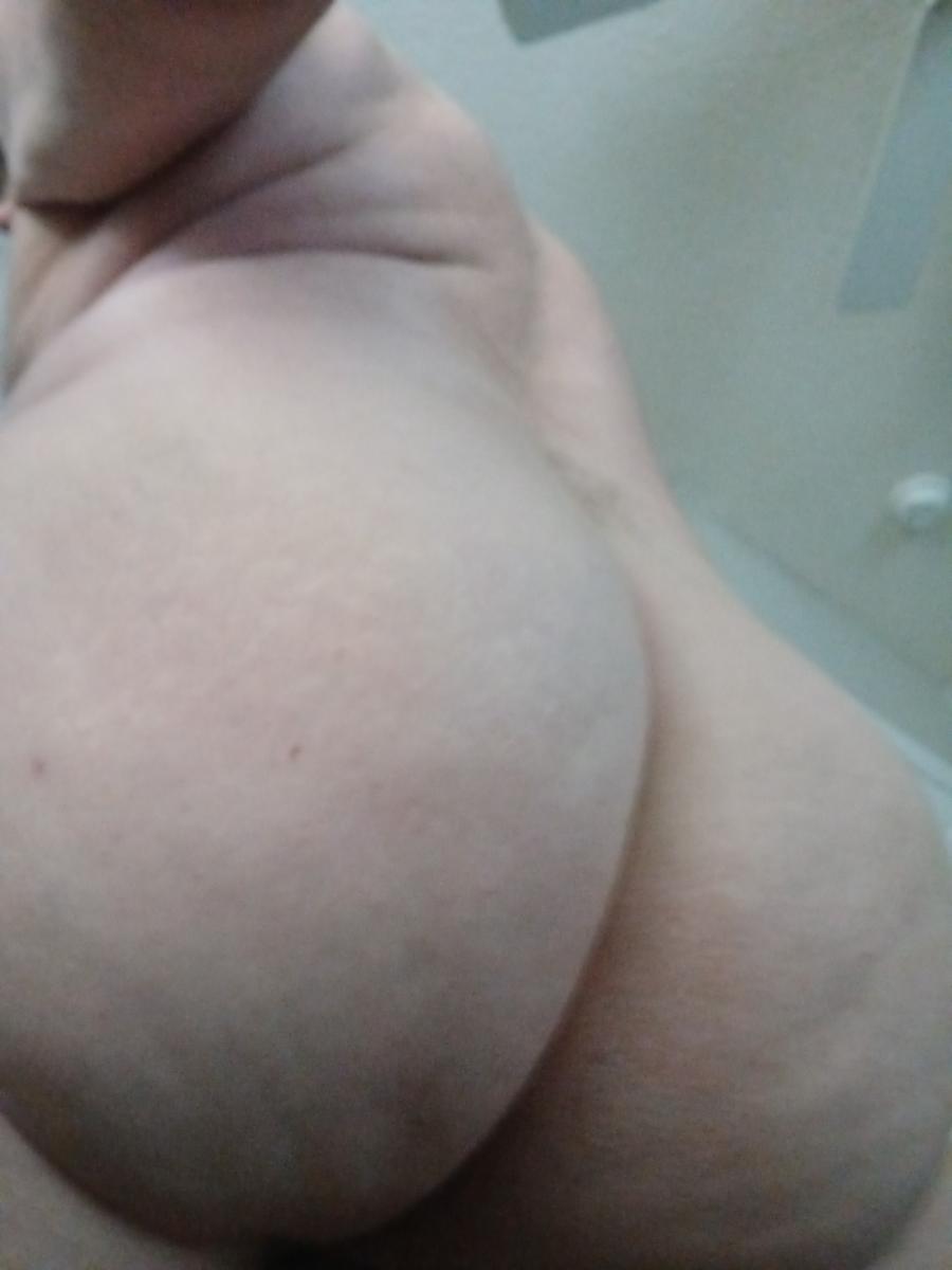 8278182-10D70BA94C883F2E42A9A287ECB4102C